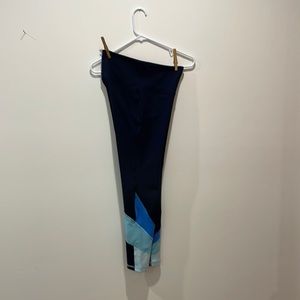 Old Navy Navy Workout Leggings size M